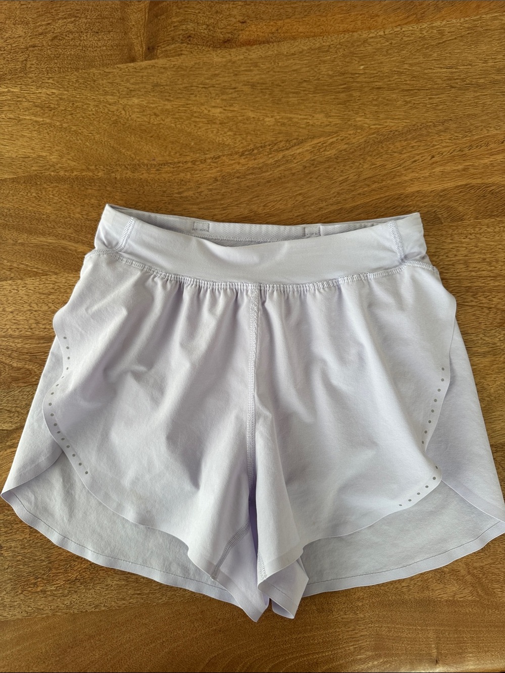 Lululemon Women’s Light Lavender athletic Shorts - size xxs